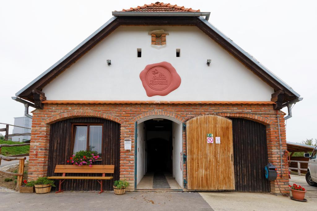 Hotel Osada Havranu Hnanice  Exterior foto